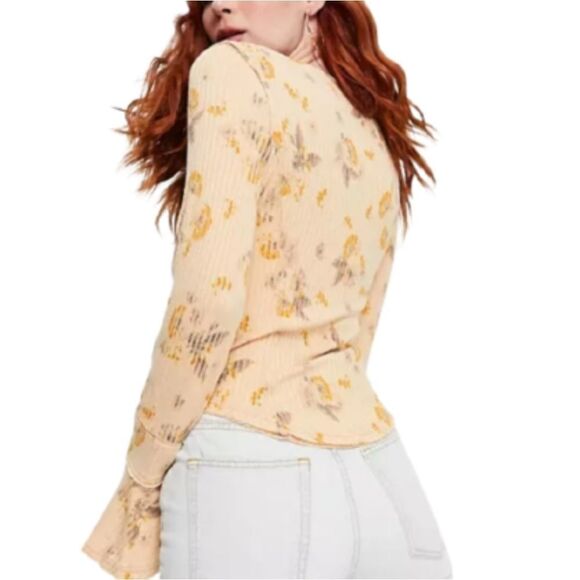 Free PEOPLE Layer Me Henley Top Size XS - Picture 2 of 9